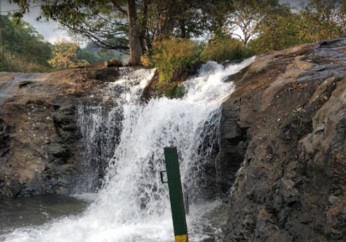 Kumbakkarai Falls